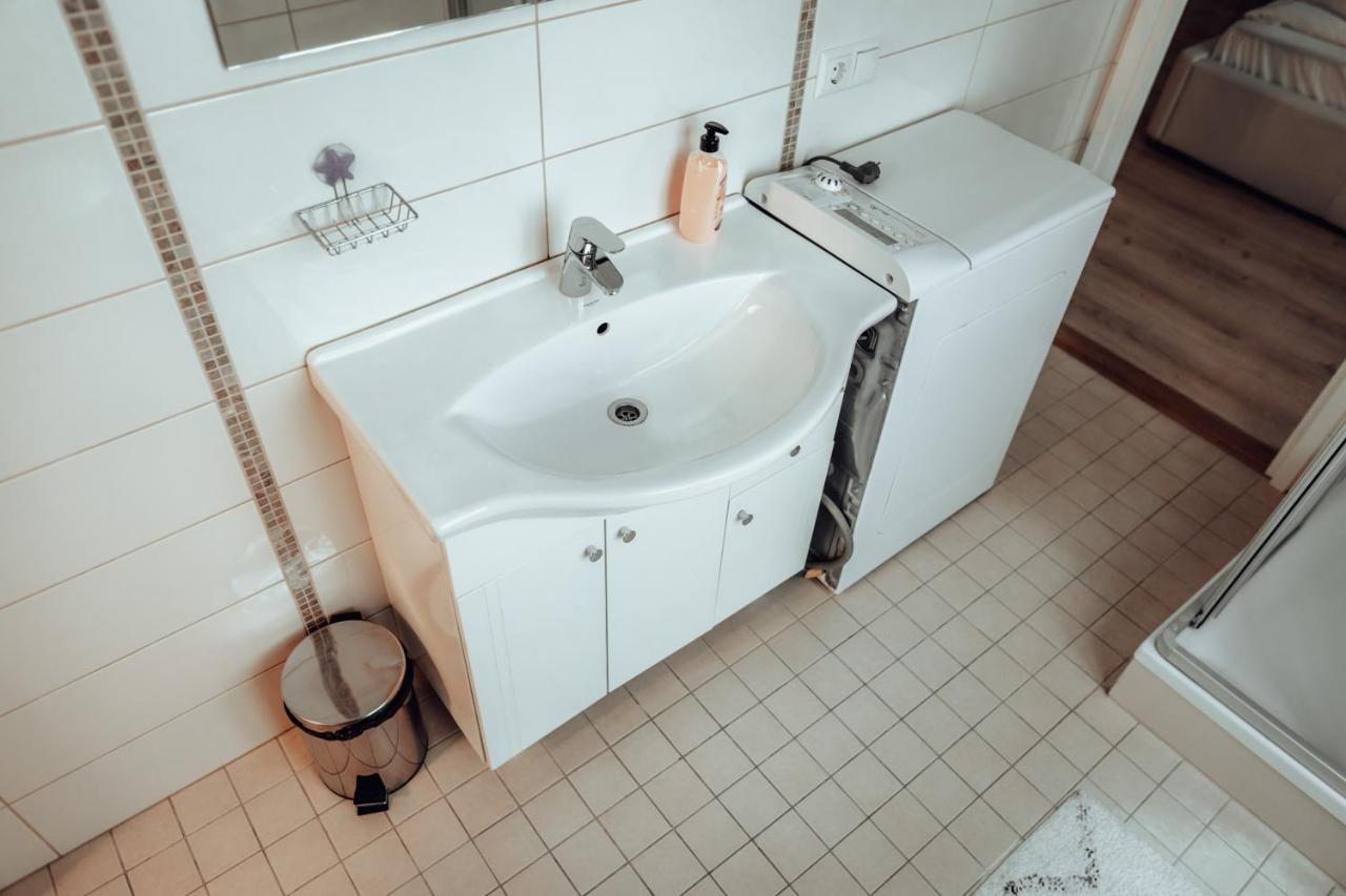 Dream Stay - Spacious 1-Bedroom Apartment In The Old Town Tallin Exterior foto