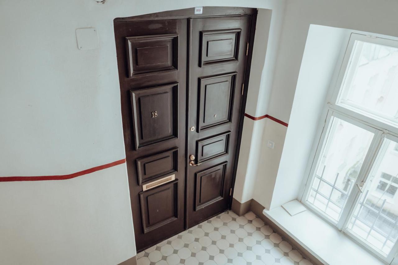 Dream Stay - Spacious 1-Bedroom Apartment In The Old Town Tallin Exterior foto